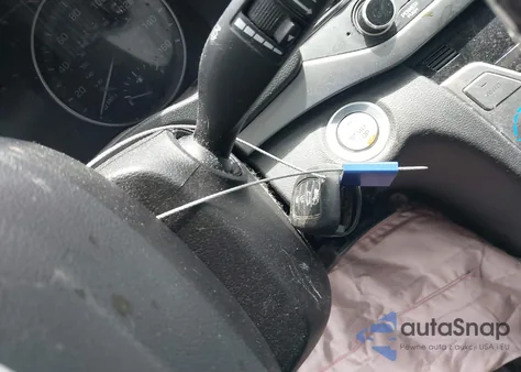 2017 Hyundai Elantra Value Edition z USA, uszkodzony, nr VIN 5NPD84LF1HH172893